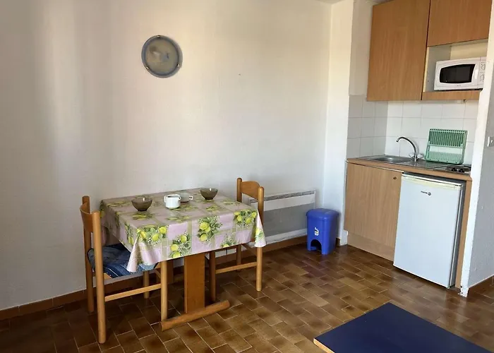Apartamento Centre Avec Piscine, Balcon Et Proximité Plage, 2 Personnes - Fr-1-702-3