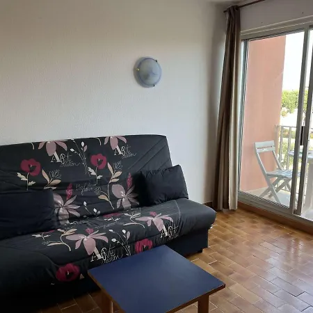 Centre Avec Piscine, Balcon Et Proximite Plage, 2 Personnes - Fr-1-702-3 شقة آجد