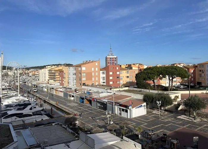 Centre Avec Piscine, Balcon Et Proximité Plage, 2 Personnes - Fr-1-702-3